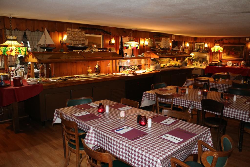 Colonial Inn Pine Hill 외부 사진