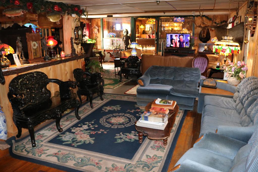 Colonial Inn Pine Hill 외부 사진